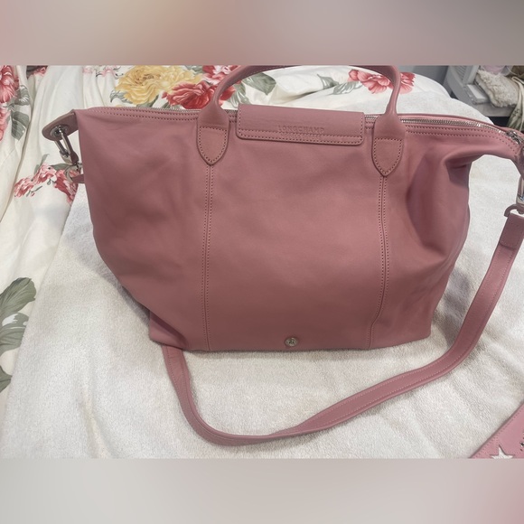 Longchamp leather Shoulder Bag - Soft Pink Handbag - Picture 8 of 16